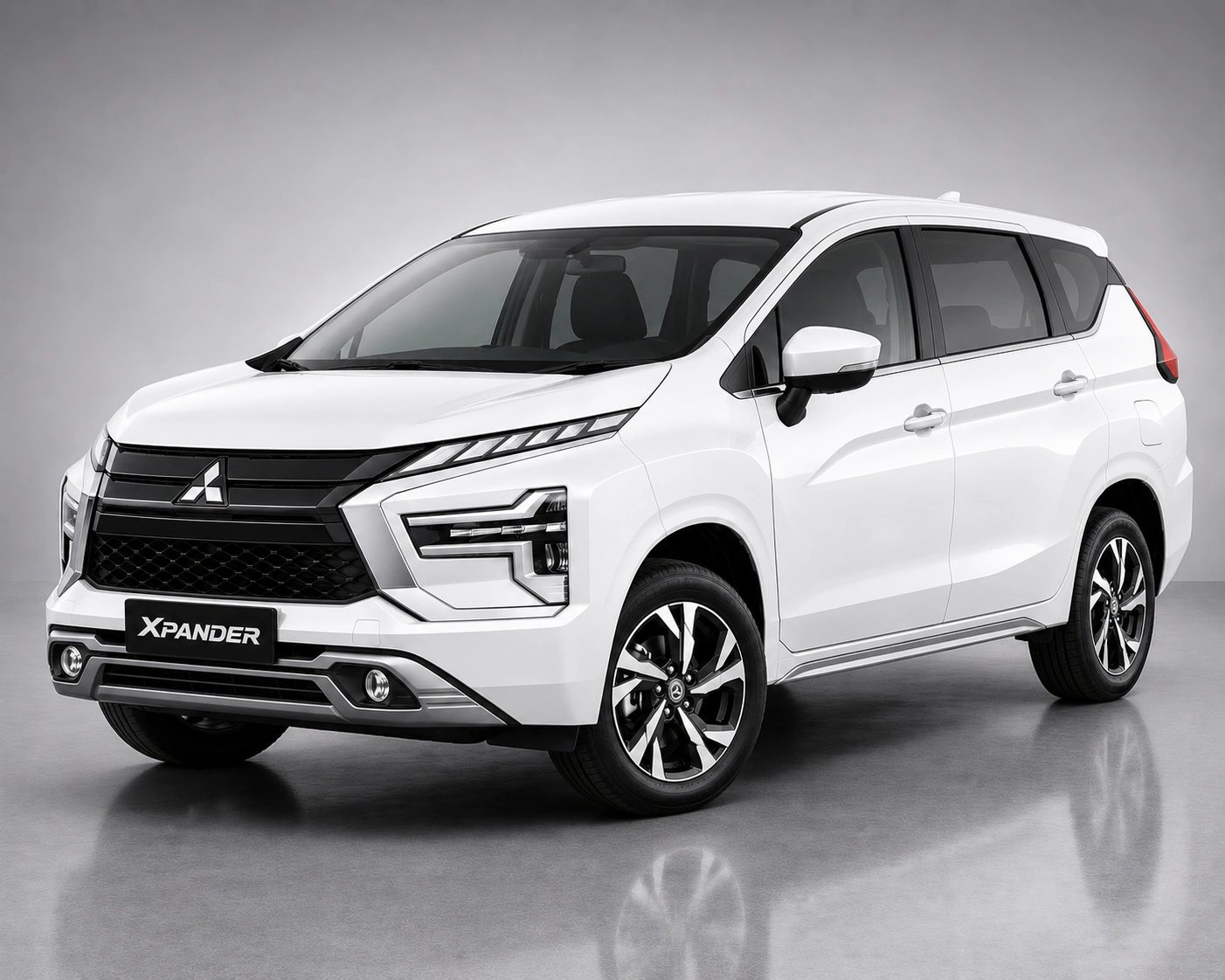 Mitsubishi Xpander - image 1
