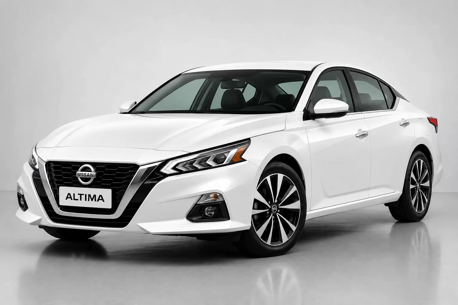 Nissan Altima - image 1
