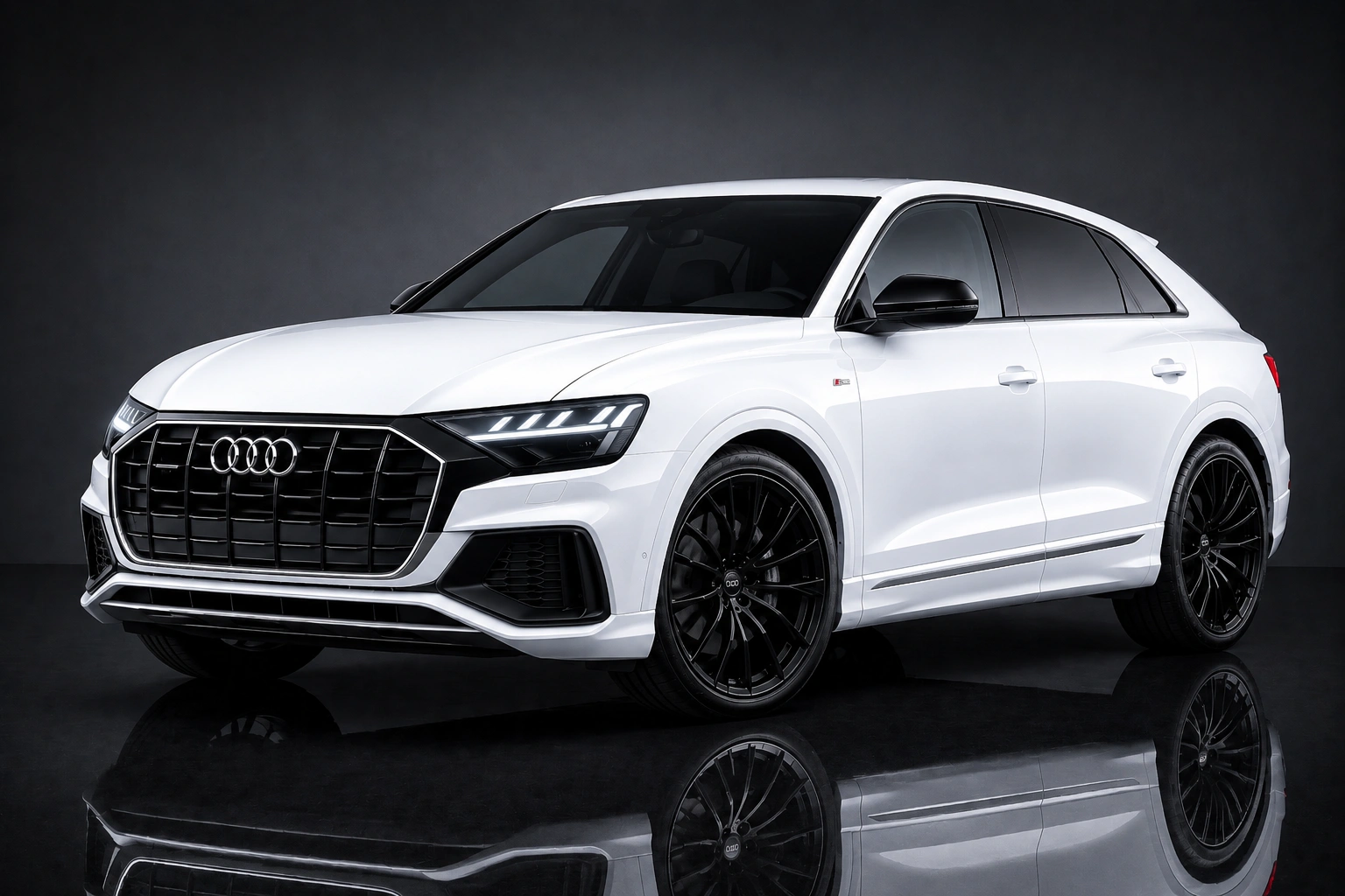 Audi Q8 - image 1