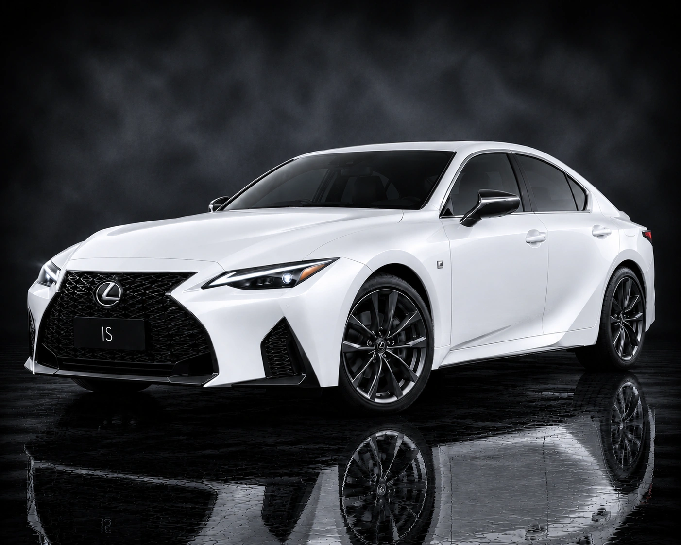 Lexus IS - image 1