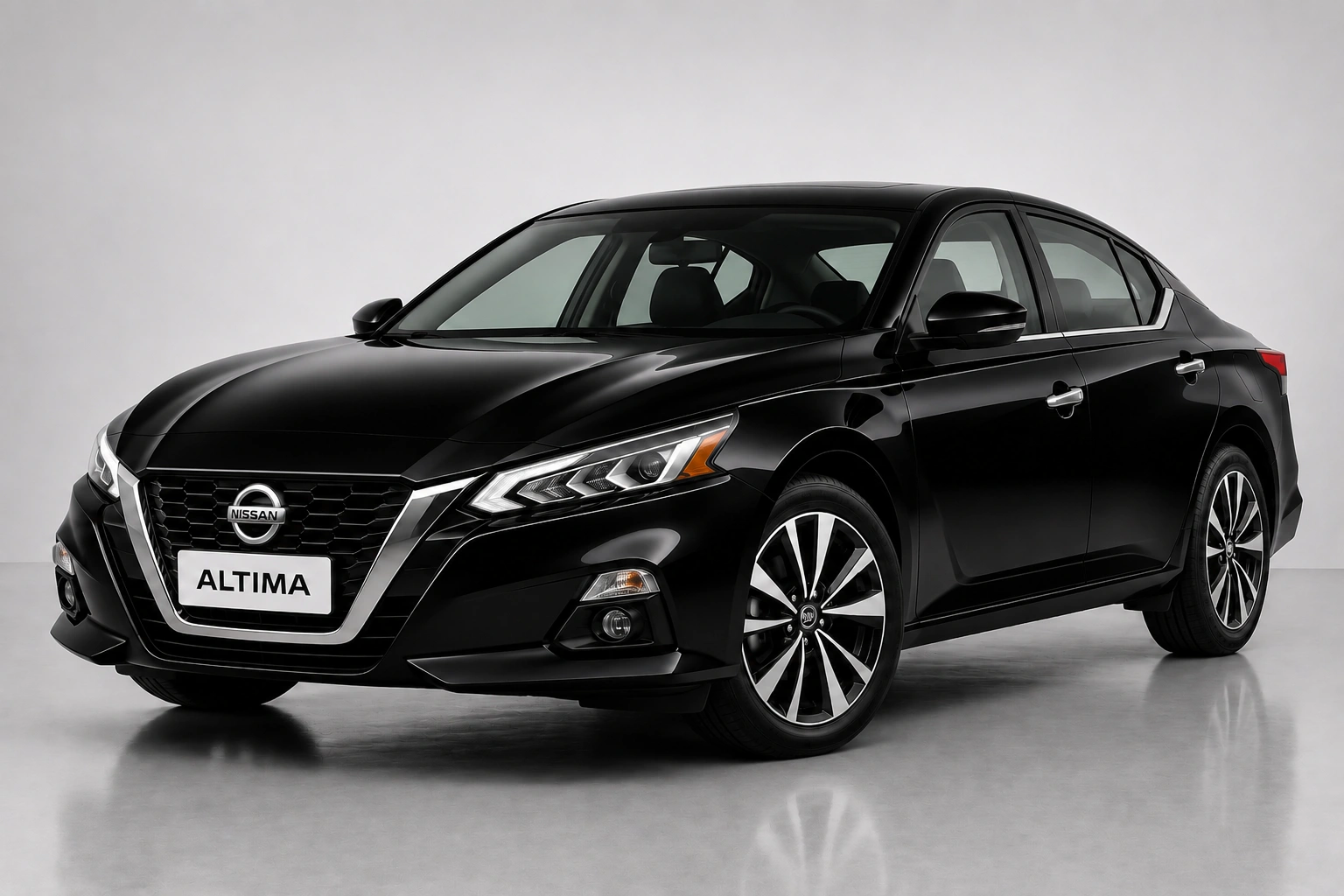 Nissan Altima - image 2