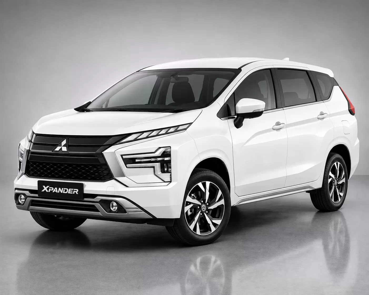 Mitsubishi Xpander - image 1