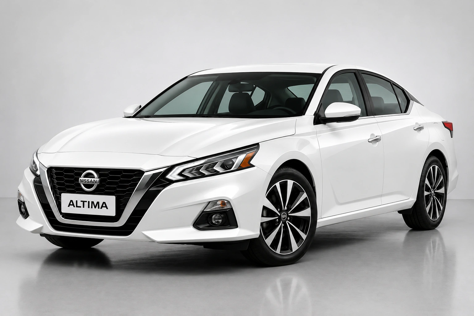 Nissan Altima - image 1