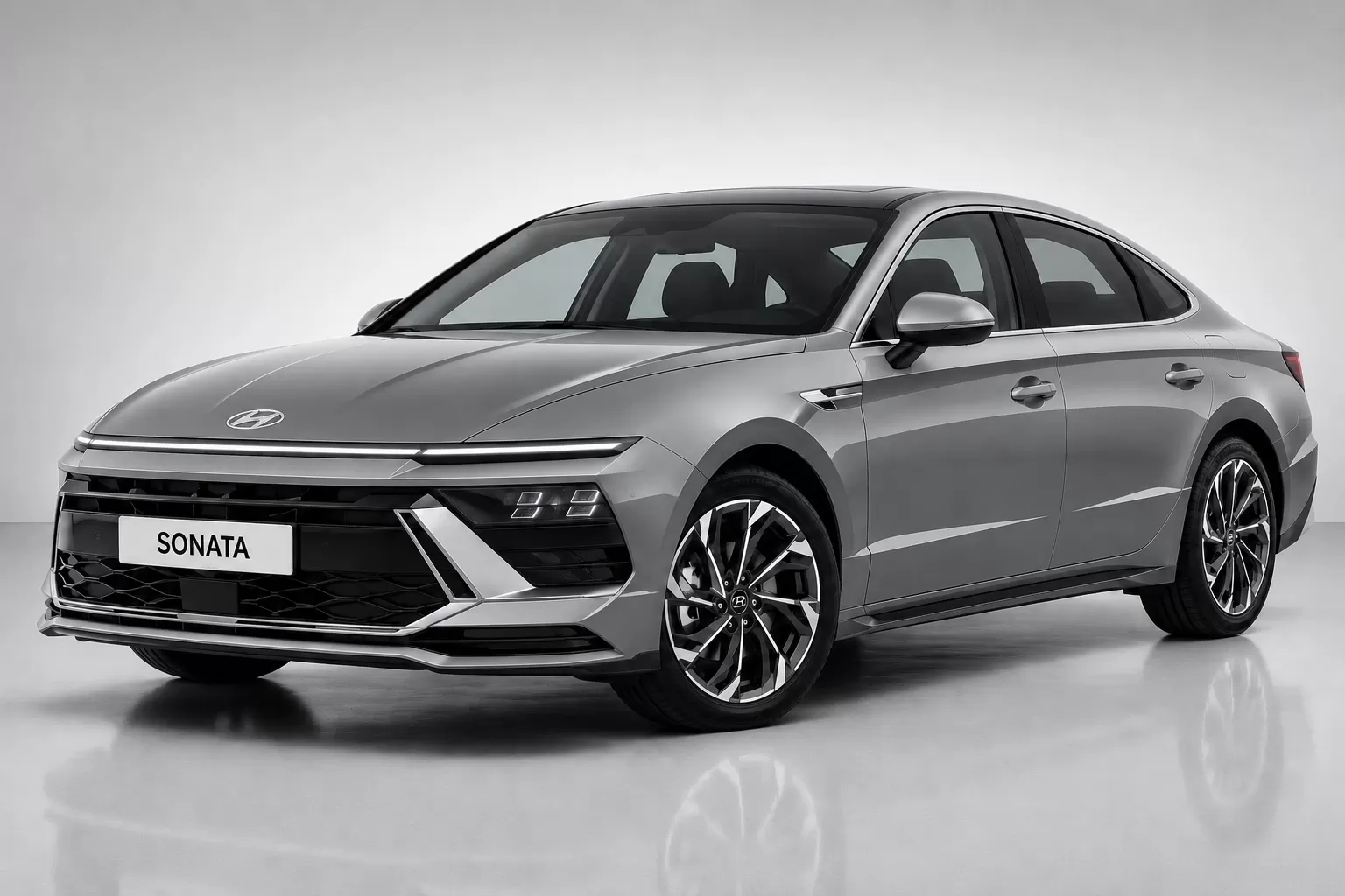 Hyundai Sonata - image 1